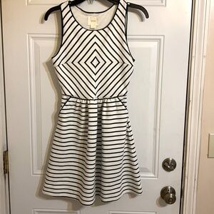 Maeve Black and White Mini Sleeveless Women’s Dress Anthropologie Size 2